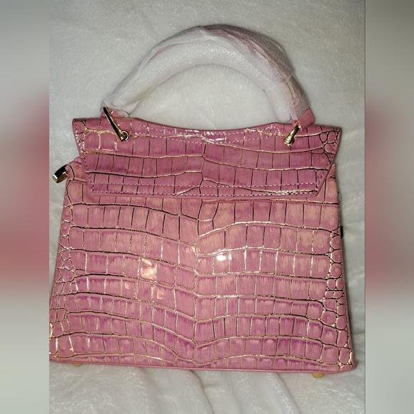NWT PINK PATENT LEATHER SHIMMER CROC BAG - Picture 7 of 17